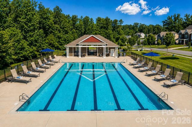 1989 Topaz Plaza, Davidson, NC 28036