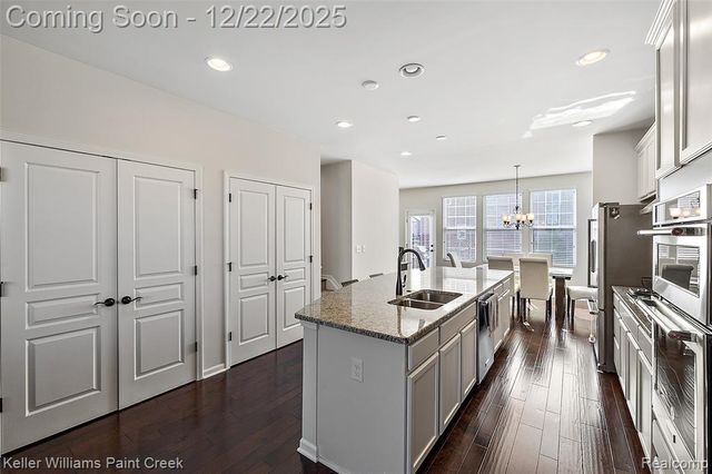 314 Glenhurst, Rochester Hills, MI 48307