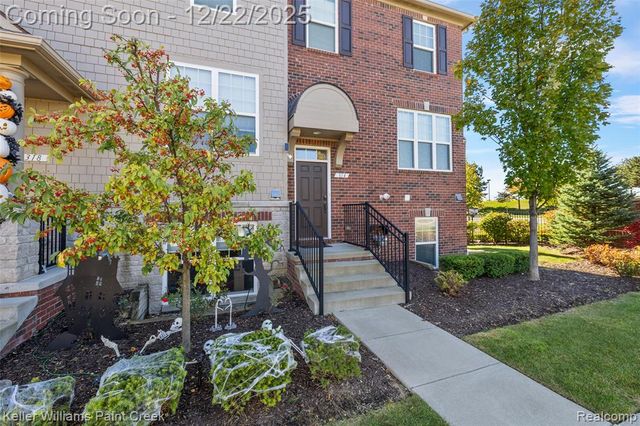 314 Glenhurst, Rochester Hills, MI 48307