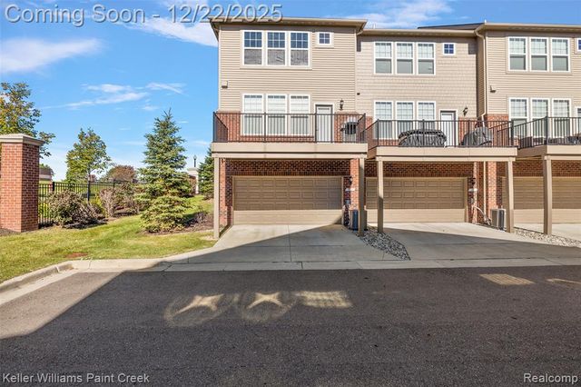 314 Glenhurst, Rochester Hills, MI 48307