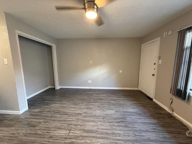 2501 Yoakum Boulevard 12, Houston, TX 77006