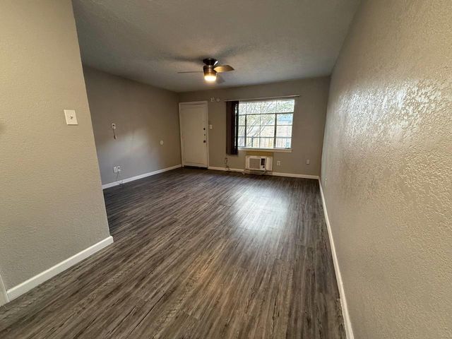 2501 Yoakum Boulevard 12, Houston, TX 77006