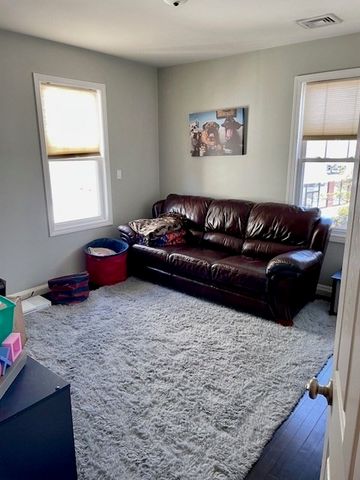 57 Elm St 2, Danvers, MA 01923