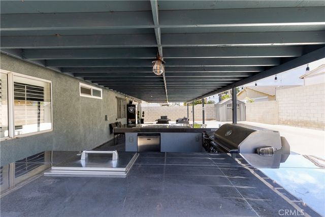 16120 Malaga Ave, Fontana, CA 92336