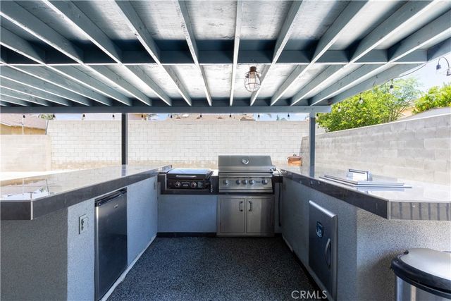 16120 Malaga Ave, Fontana, CA 92336