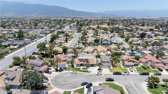 16120 Malaga Ave, Fontana, CA 92336