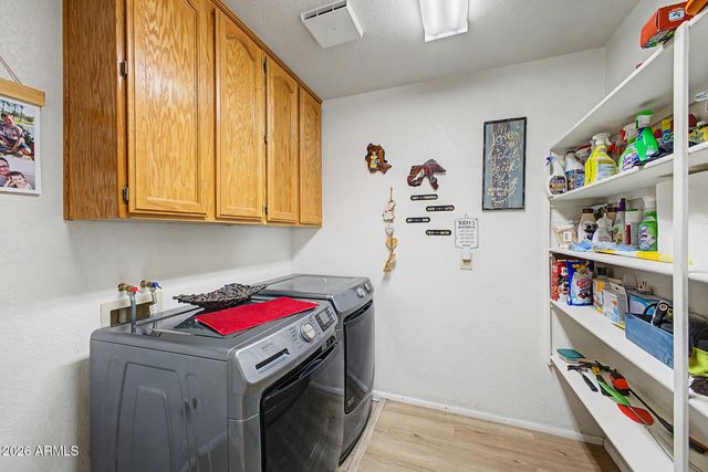 8320 E NEVILLE Avenue, Mesa, AZ 85209