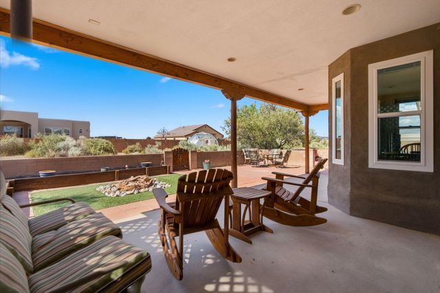 2405 Flagstone Road NE, Rio Rancho, NM 87124