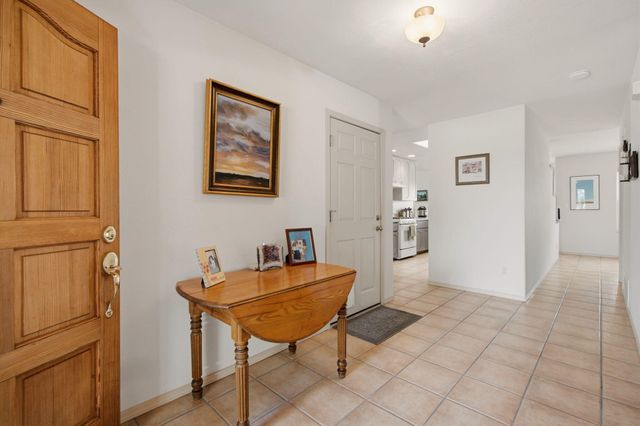 2405 Flagstone Road NE, Rio Rancho, NM 87124