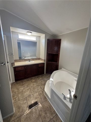 5729 County Road 308, Orange Grove, TX 78372