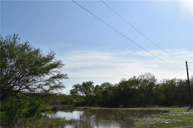 5729 County Road 308, Orange Grove, TX 78372