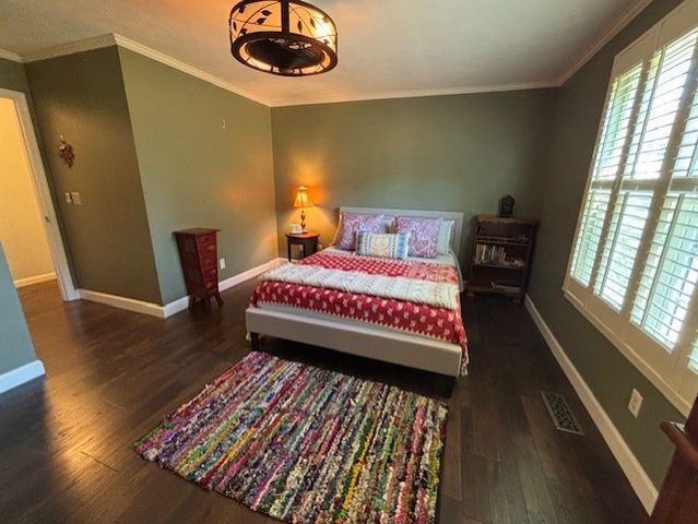 1014 Post Oak Dr, Dickson, TN 37055