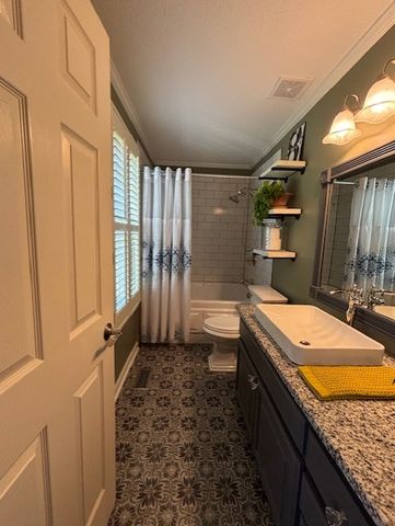 1014 Post Oak Dr, Dickson, TN 37055