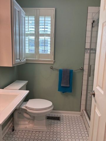 1014 Post Oak Dr, Dickson, TN 37055