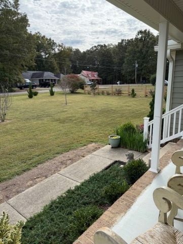 1014 Post Oak Dr, Dickson, TN 37055