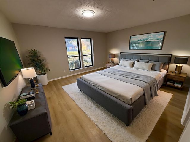 10130 Sagedale Drive, Houston, TX 77089