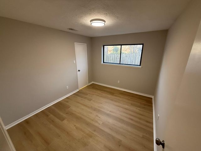 10130 Sagedale Drive, Houston, TX 77089