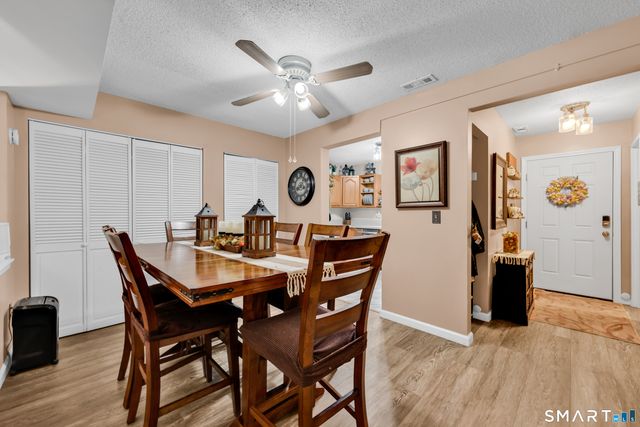 500 Darling Street 21D, Southington, CT 06489