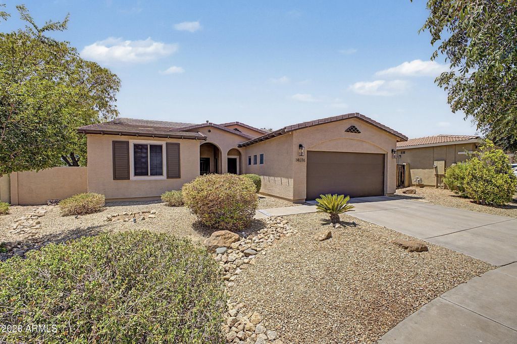 14076 N 138TH Lane, Surprise, AZ 85379 — photo 4