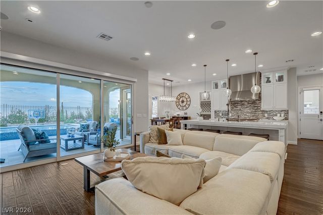 274 Evante Street, Las Vegas, NV 89138