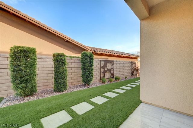 274 Evante Street, Las Vegas, NV 89138