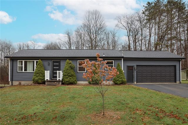 470 N Liberty Rd, Liberty Twp, PA 16127