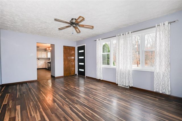 470 N Liberty Rd, Liberty Twp, PA 16127