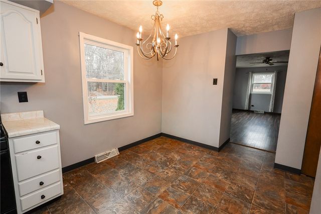 470 N Liberty Rd, Liberty Twp, PA 16127