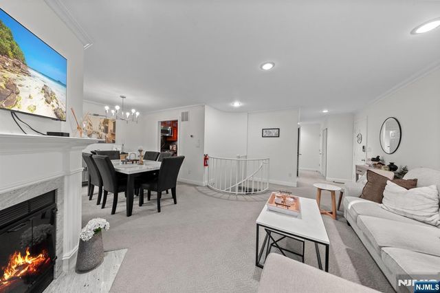 208 Cambridge Drive, Ramsey, NJ 07446