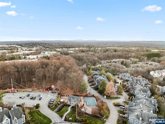 208 Cambridge Drive, Ramsey, NJ 07446