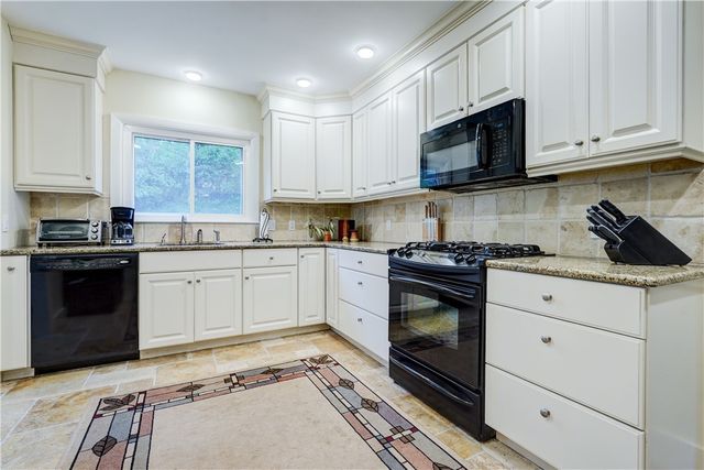 380 Hillside Avenue, Rochester, NY 14610