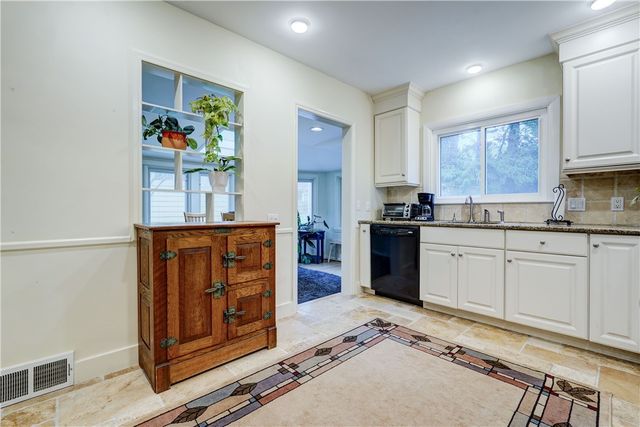 380 Hillside Avenue, Rochester, NY 14610