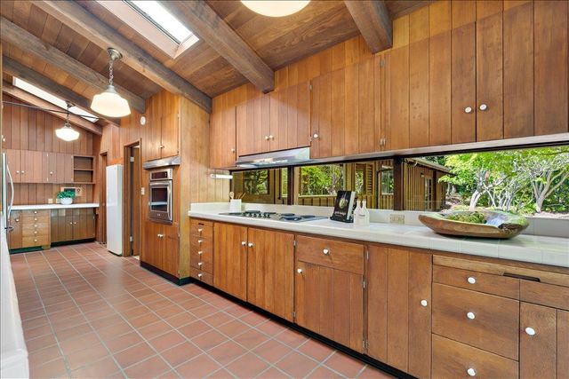 230 Isbel Drive, Santa Cruz, CA 95060