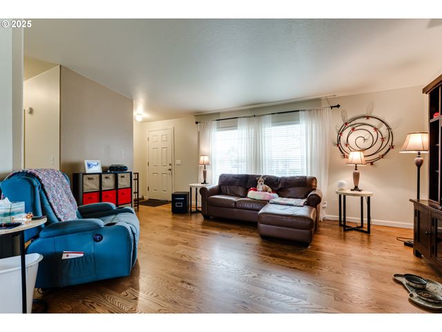 2350 N TERRY St 88, Eugene, OR 97402