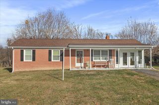 378 SAUMSVILLE RD, Woodstock, VA 22664
