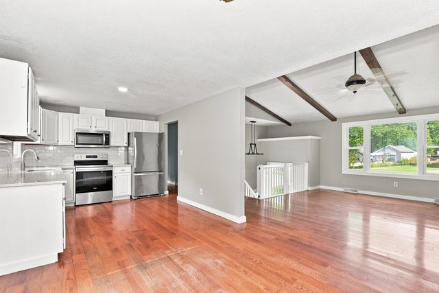 160 E Main Street, Norton, MA 02766