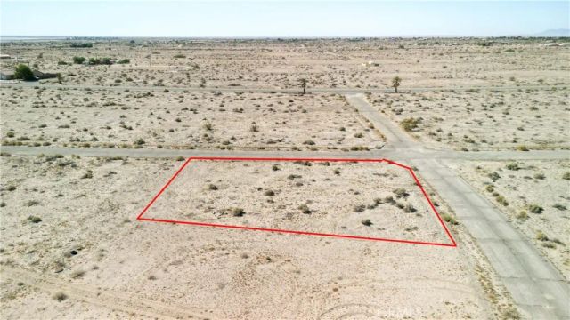 2710 Henshaw, Thermal, CA 92274