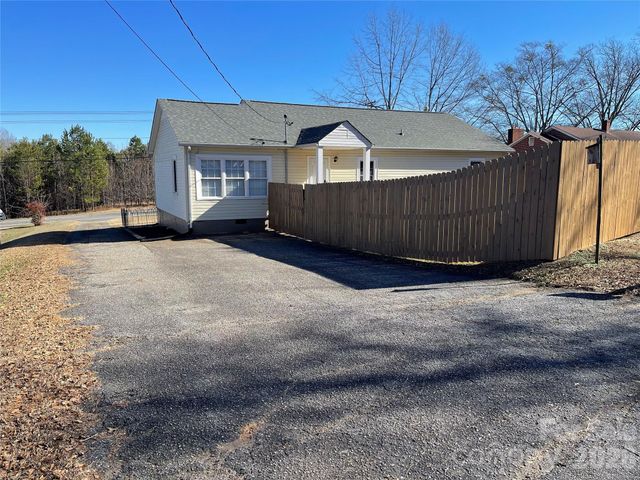 268 Oakland Road, Spindale, NC 28160