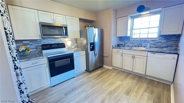 7970 Mentor Avenue O5, Mentor, OH 44060
