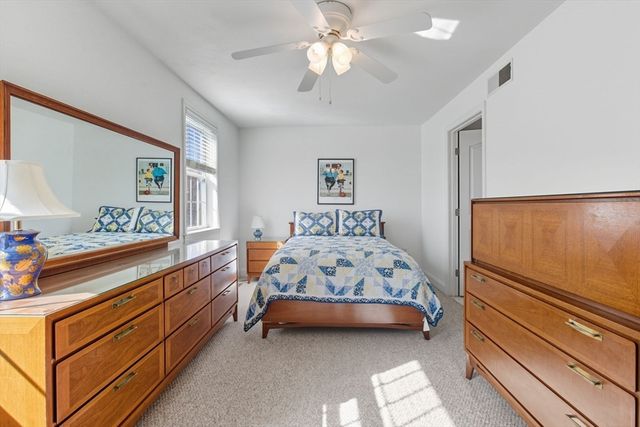 38 Tarbell 5B, Pepperell, MA 01463