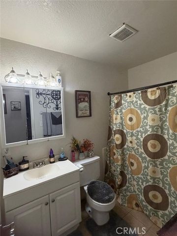 5109 Center, Modesto, CA 95357