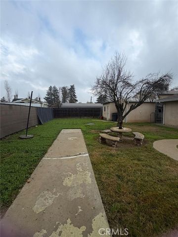 5109 Center, Modesto, CA 95357