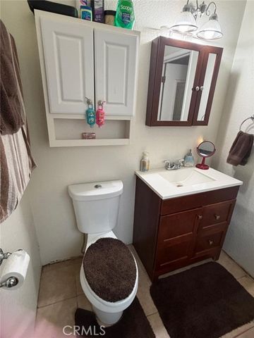 5109 Center, Modesto, CA 95357