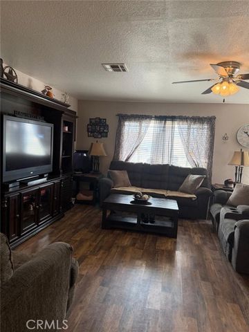 5109 Center, Modesto, CA 95357