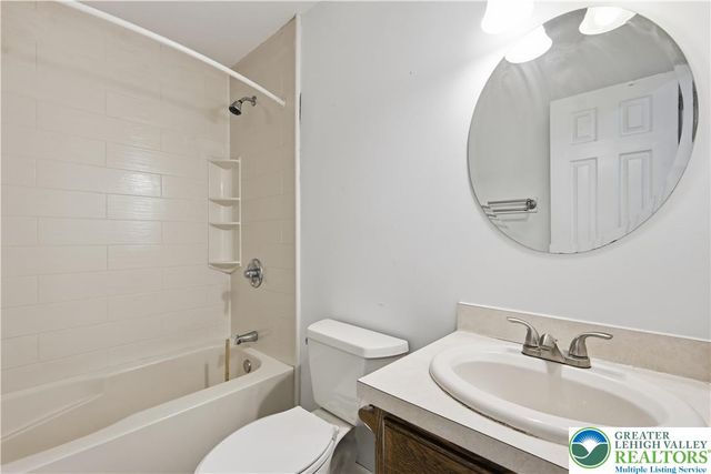 505 Chipmunk Road, Lehman Twp, PA 18324
