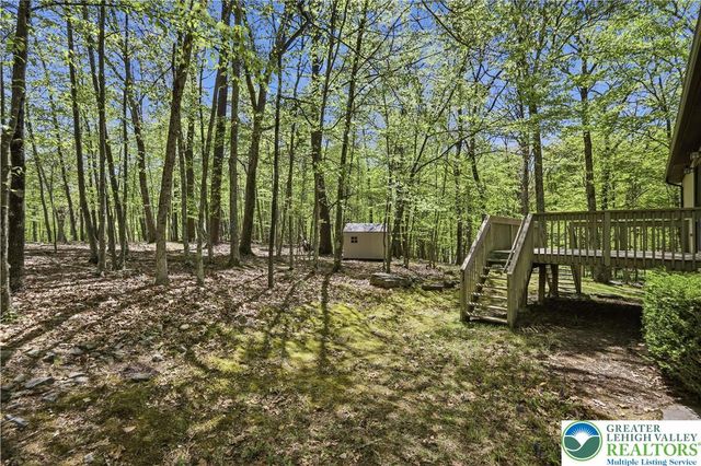 505 Chipmunk Road, Lehman Twp, PA 18324