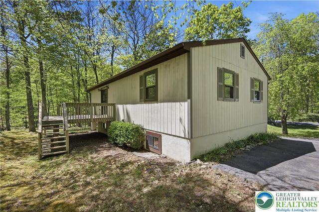 505 Chipmunk Road, Lehman Twp, PA 18324
