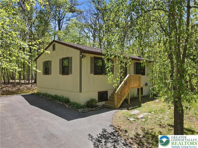 505 Chipmunk Road, Lehman Twp, PA 18324