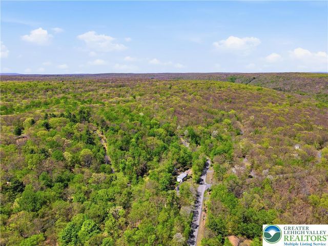 505 Chipmunk Road, Lehman Twp, PA 18324