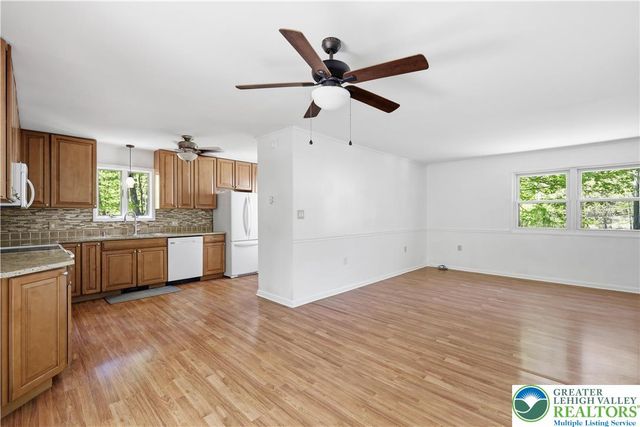 505 Chipmunk Road, Lehman Twp, PA 18324